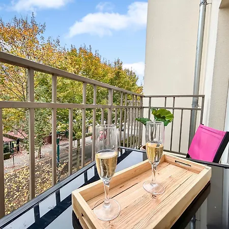 Val D'europe - Parking Prive Gratuit - Rer A - Proche Disneyland Paris