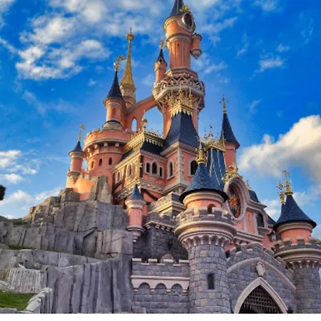 Val D'europe - Parking Prive Gratuit - Rer A - Proche Disneyland Paris *